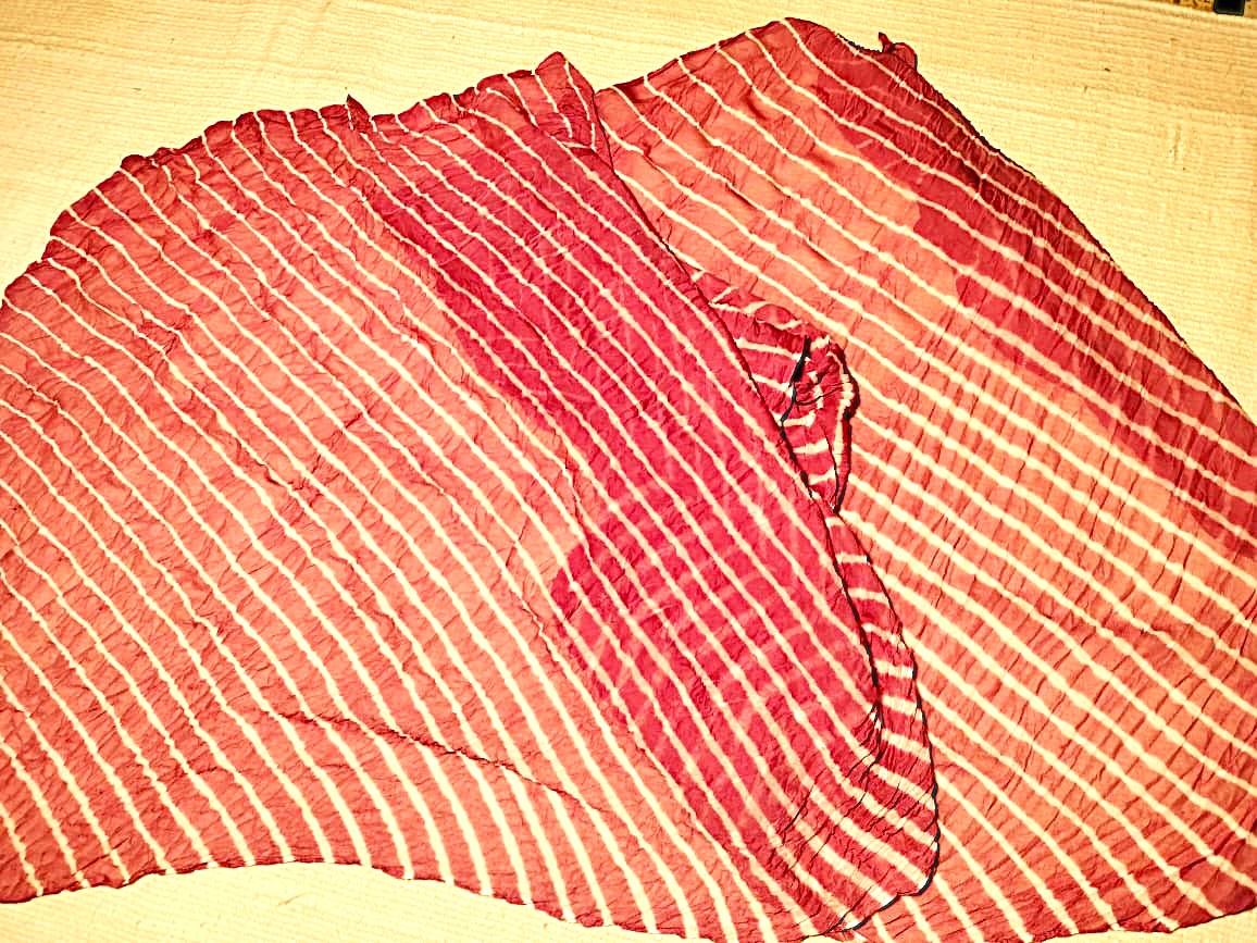 Lehriya tie and dye georgett scarves