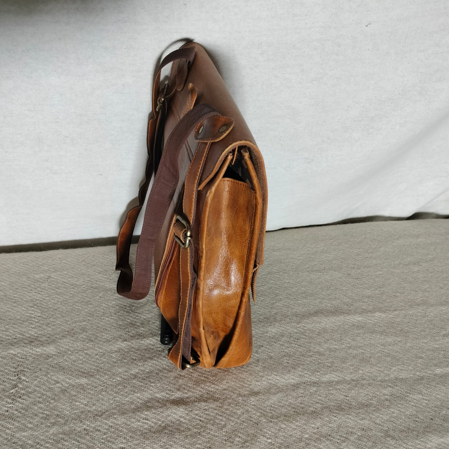 Handcrafted Leather pithu bag
