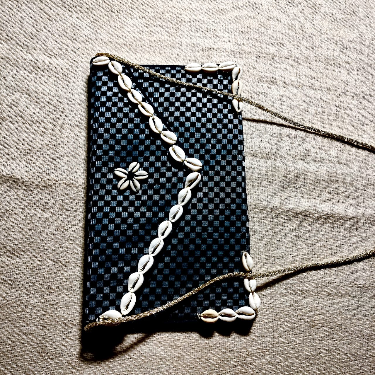 Beads sling bags