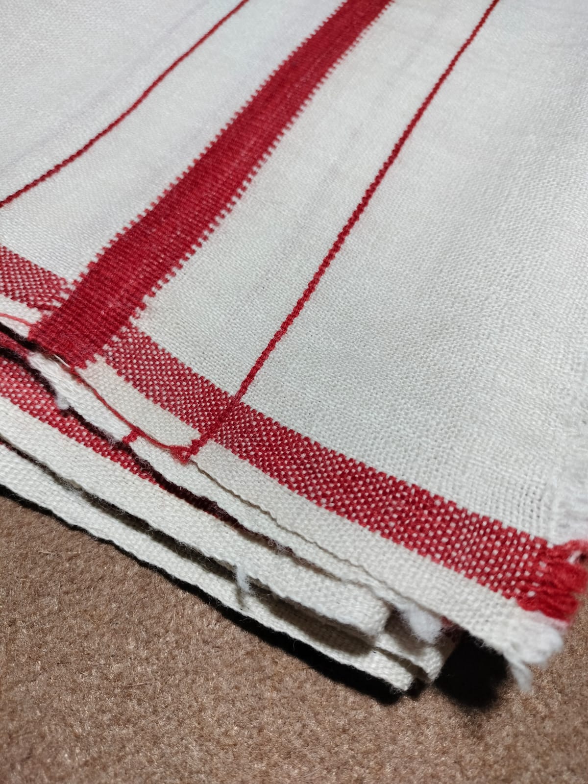 Pure wool thin handwoven shawl