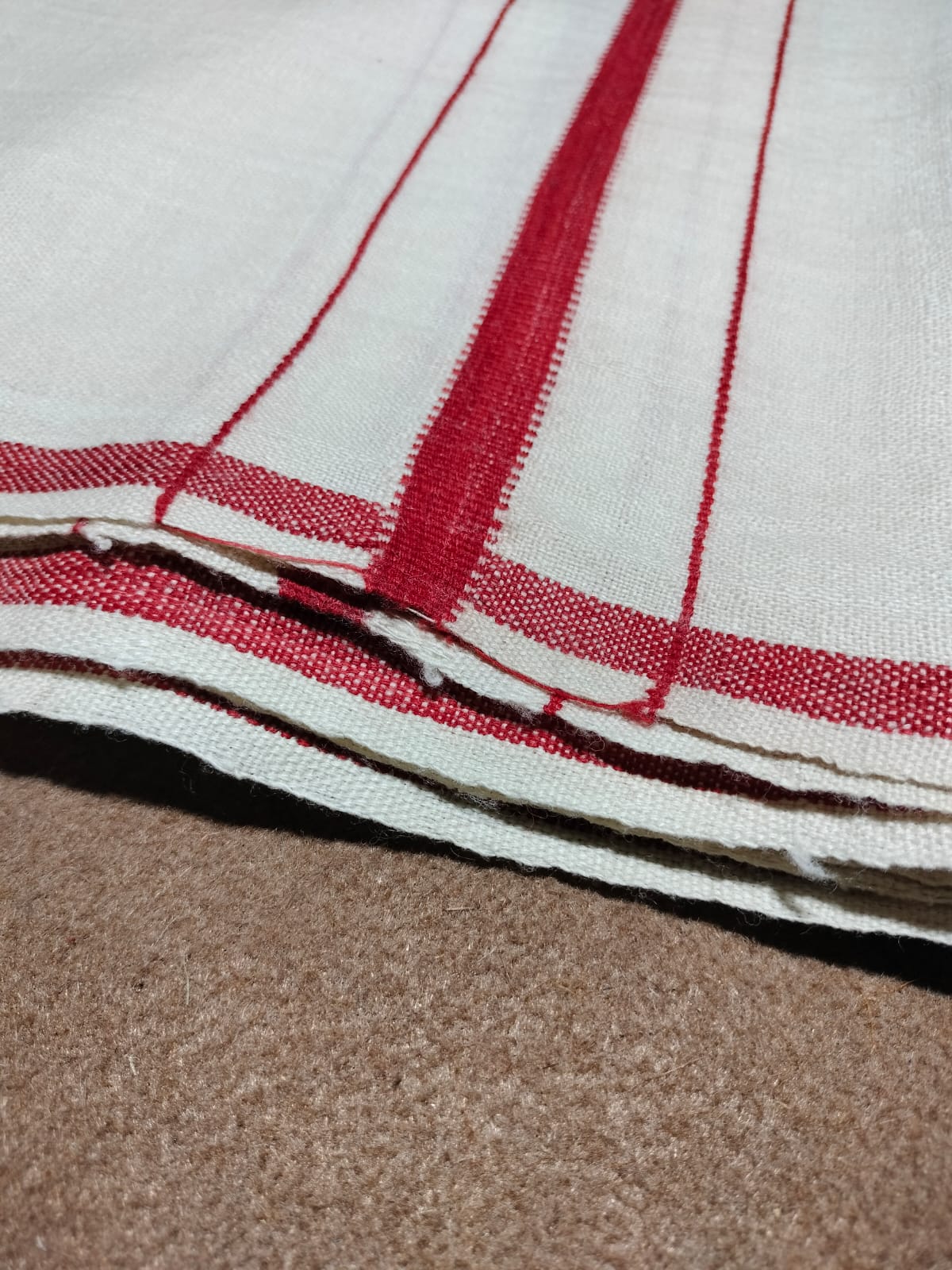 Pure wool thin handwoven shawl