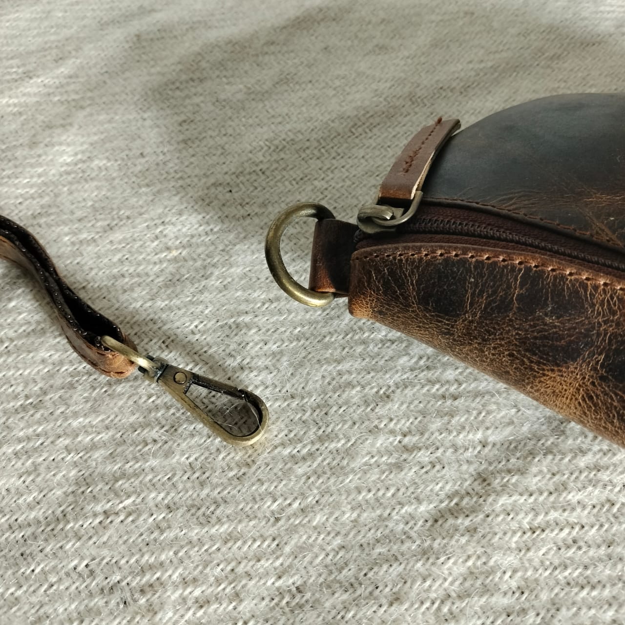 Leather unisex sling bag