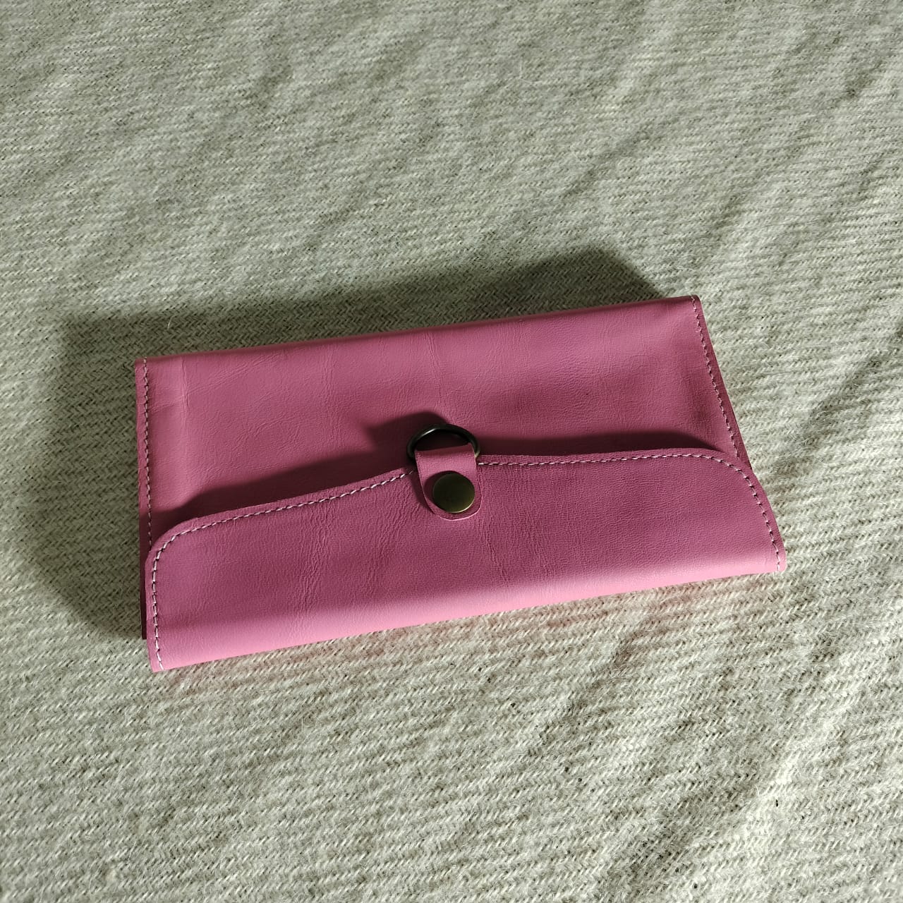 Leather clutch purse for girls and women