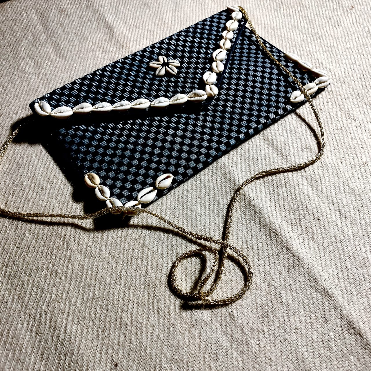 Beads sling bags