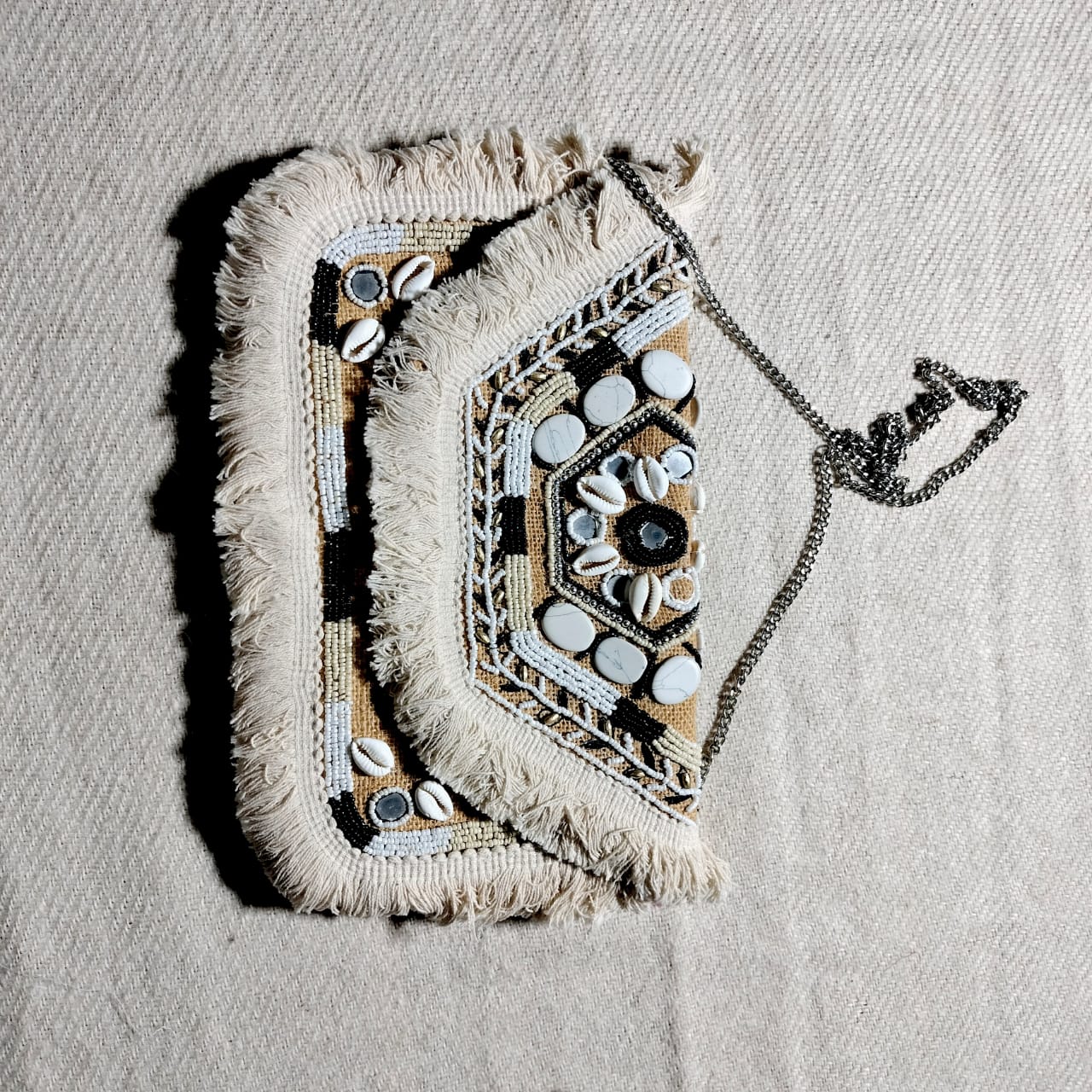 Beads sling bags