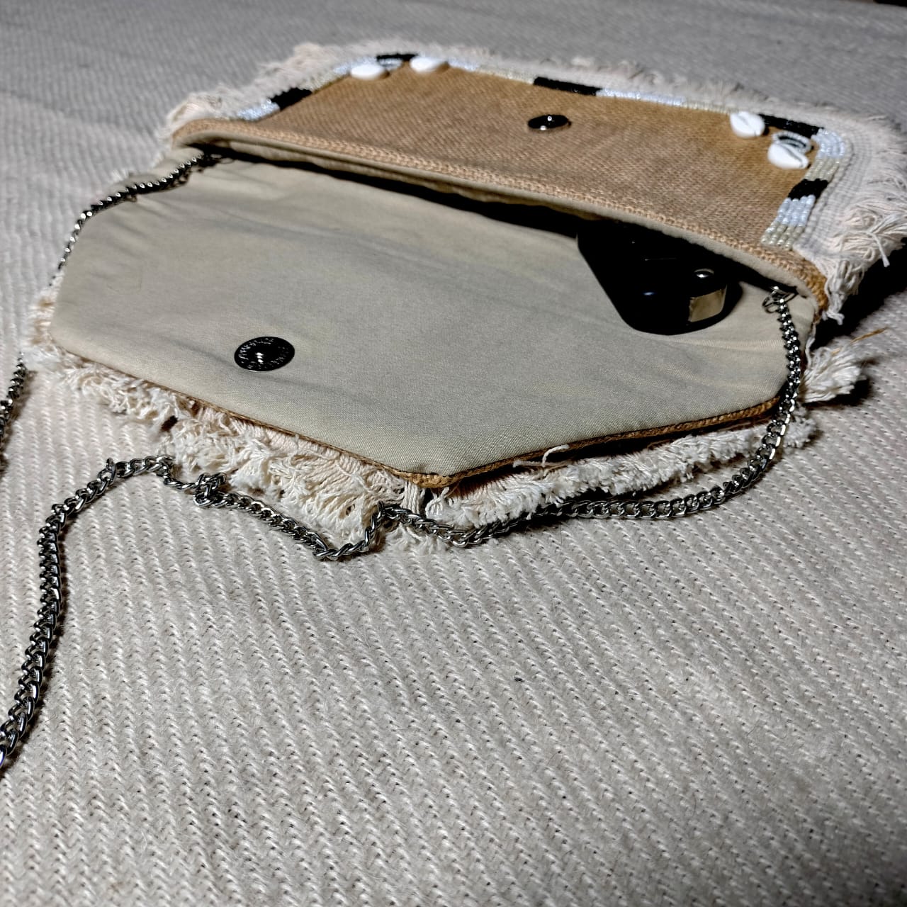 Beads sling bags