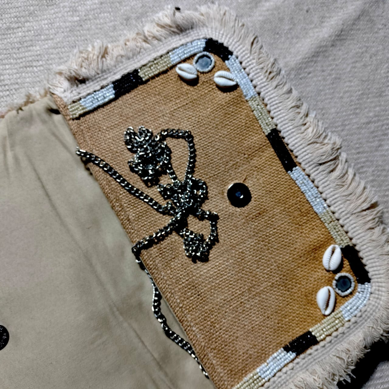 Beads sling bags