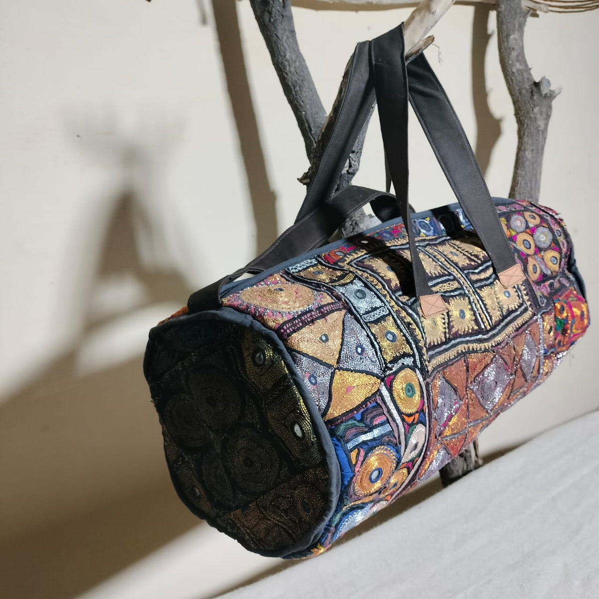 Vintage embroidered travel bag/duffle bag