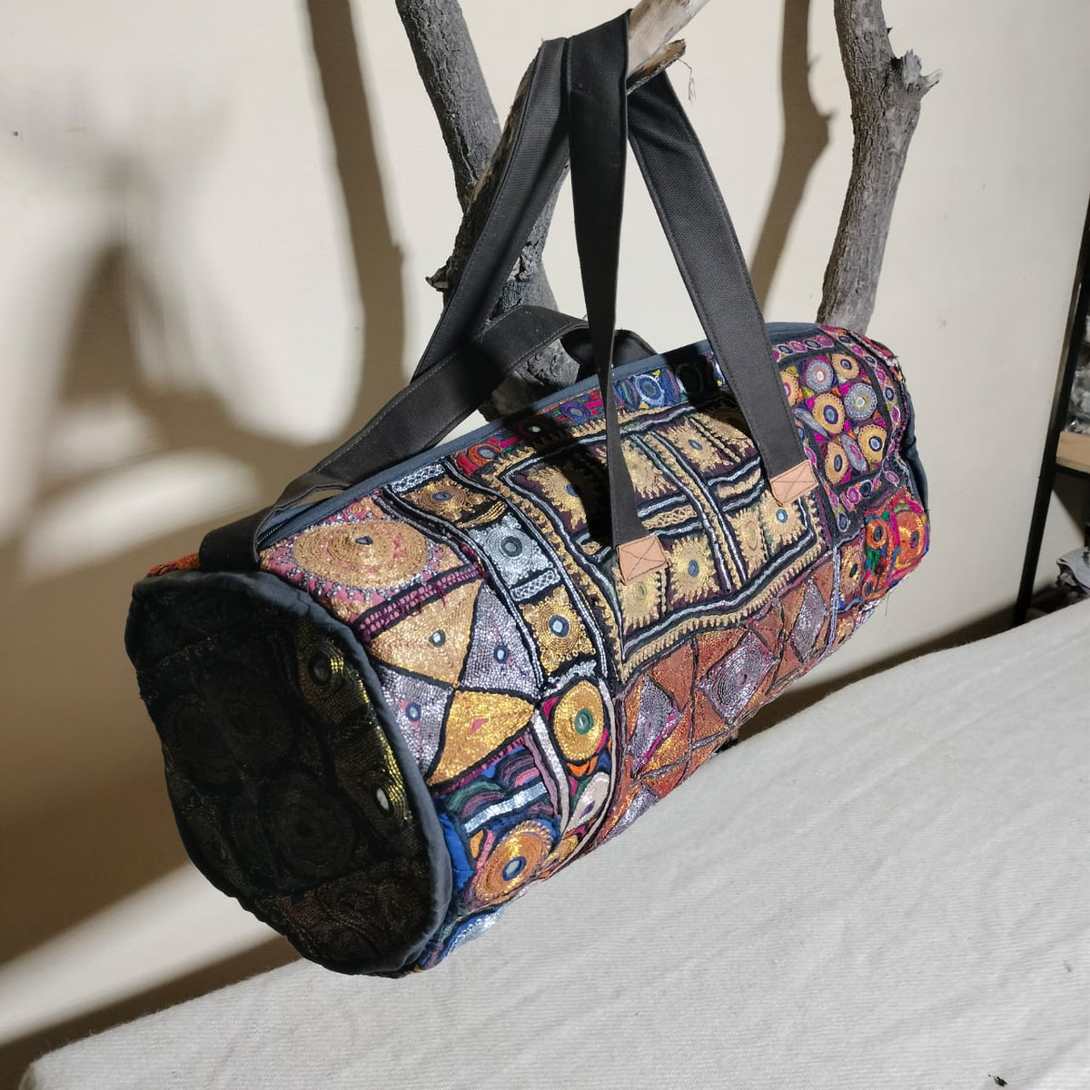 Vintage embroidered travel bag/duffle bag