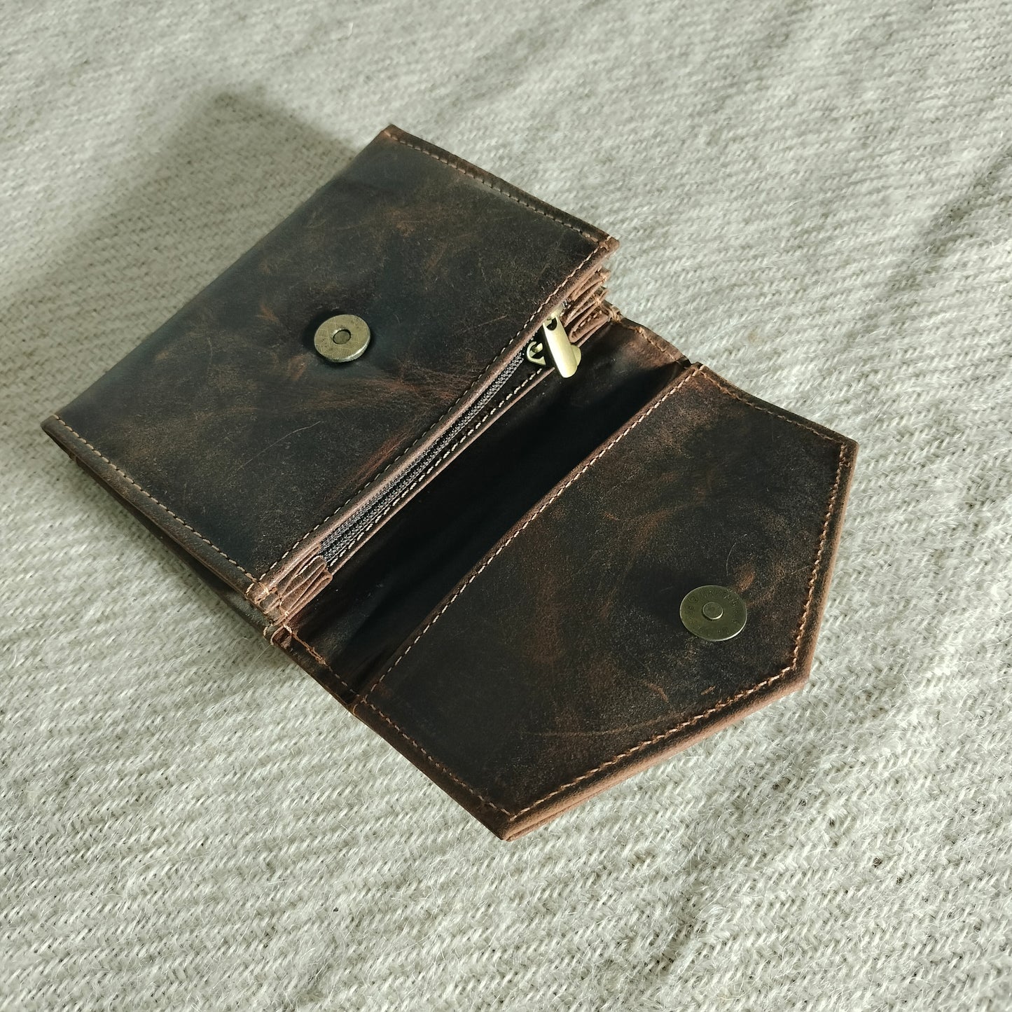 Leather hand wallet/purse