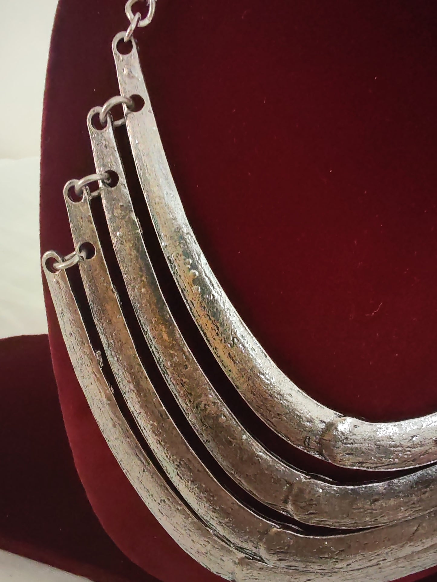 Sliver metal necklace