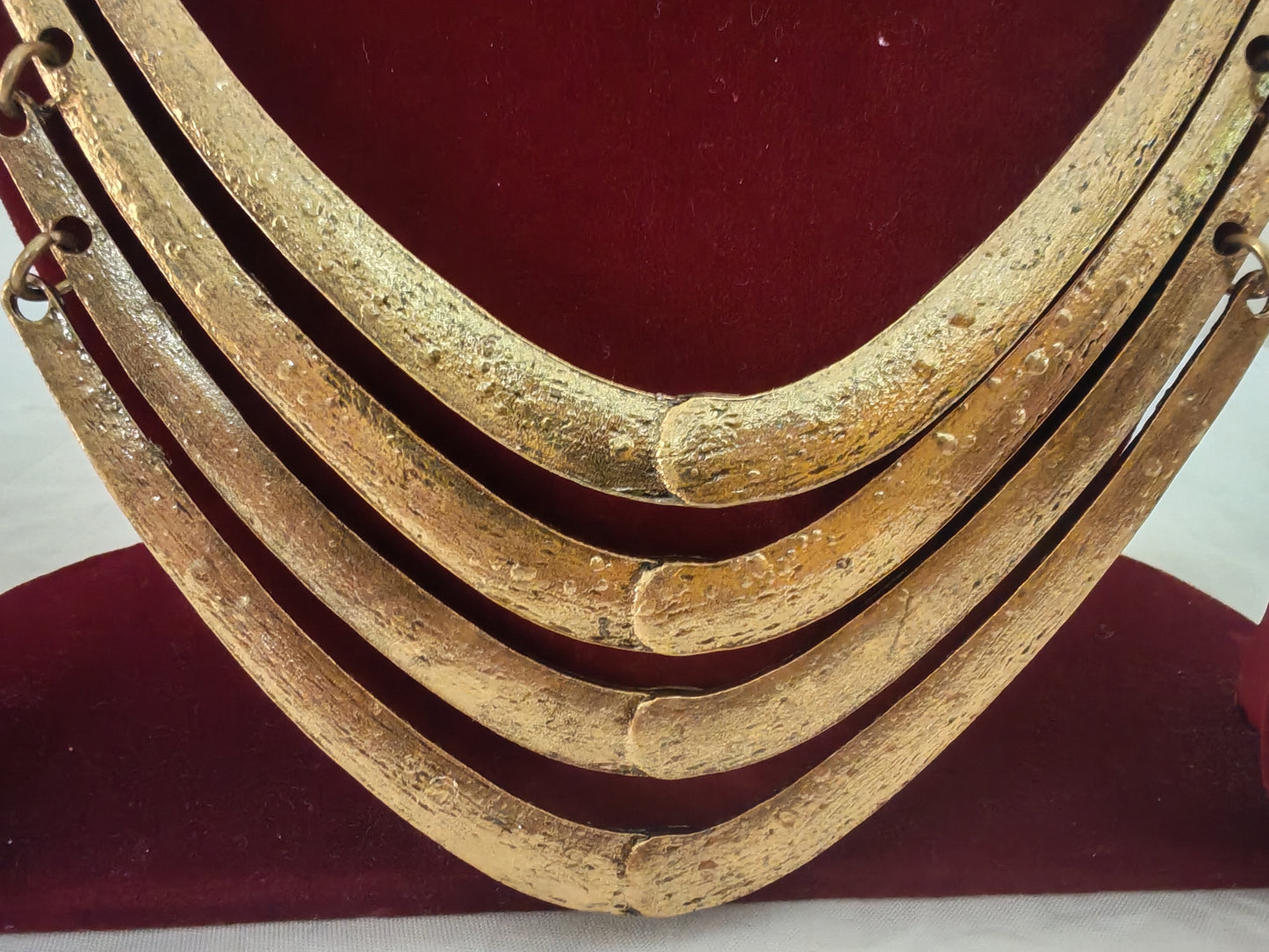 Golden metal necklace